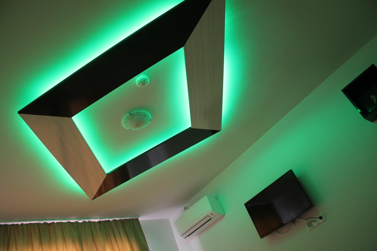 דובריץ Tiara Hotel מראה חיצוני תמונה